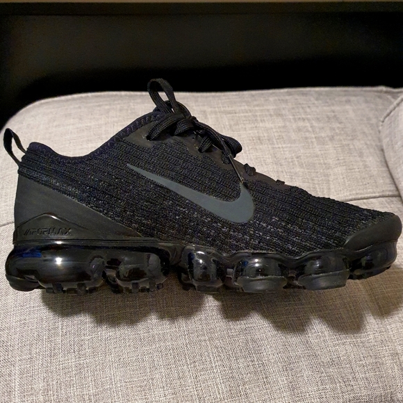 vapormax poshmark